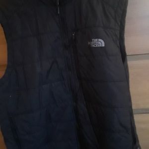 mens black northface vest size XL